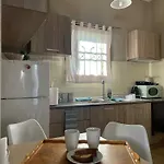 アパート Galini Estate
